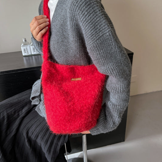 Women's Trendy Cool Glamorous Winter Plush Shoulder Bags