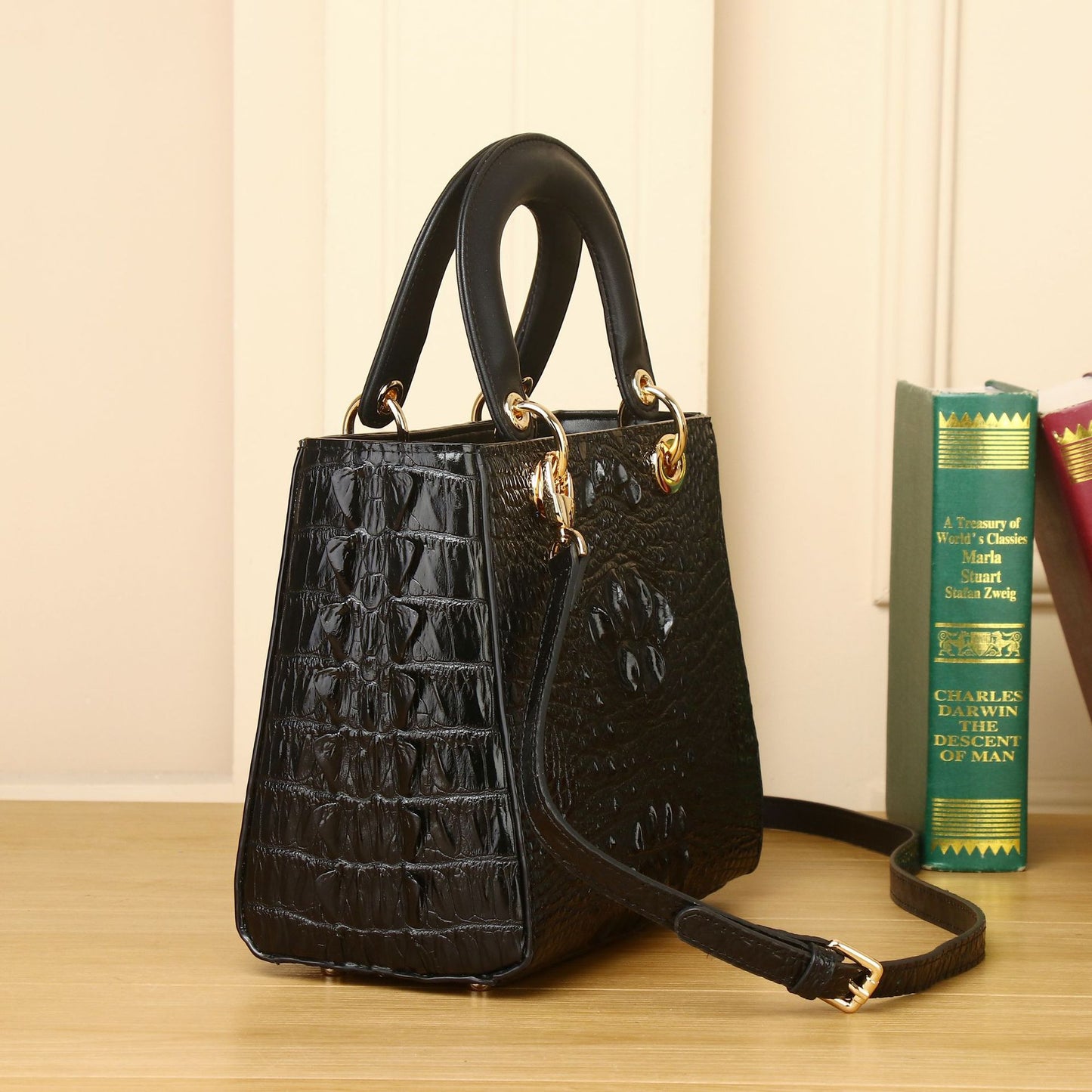 Women's Crocodile Fishbone Pattern Diana Classic Portable Handbags