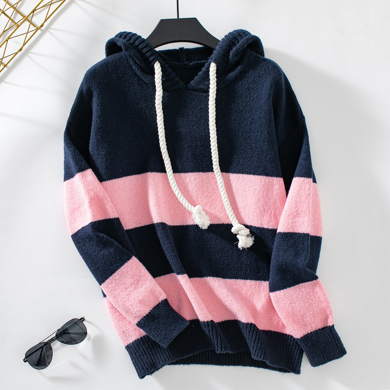 Women's Loose Contrast Color Striped Hooded Pullover Knitwear