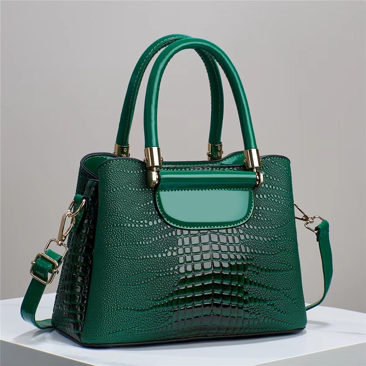 Women's Textured Bright Leather Stone Pattern Crocodile Handbags