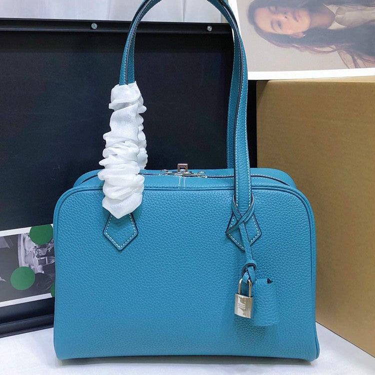 Slouchy Layer Cowhide Victoria Boston Commuter Armpit Bags