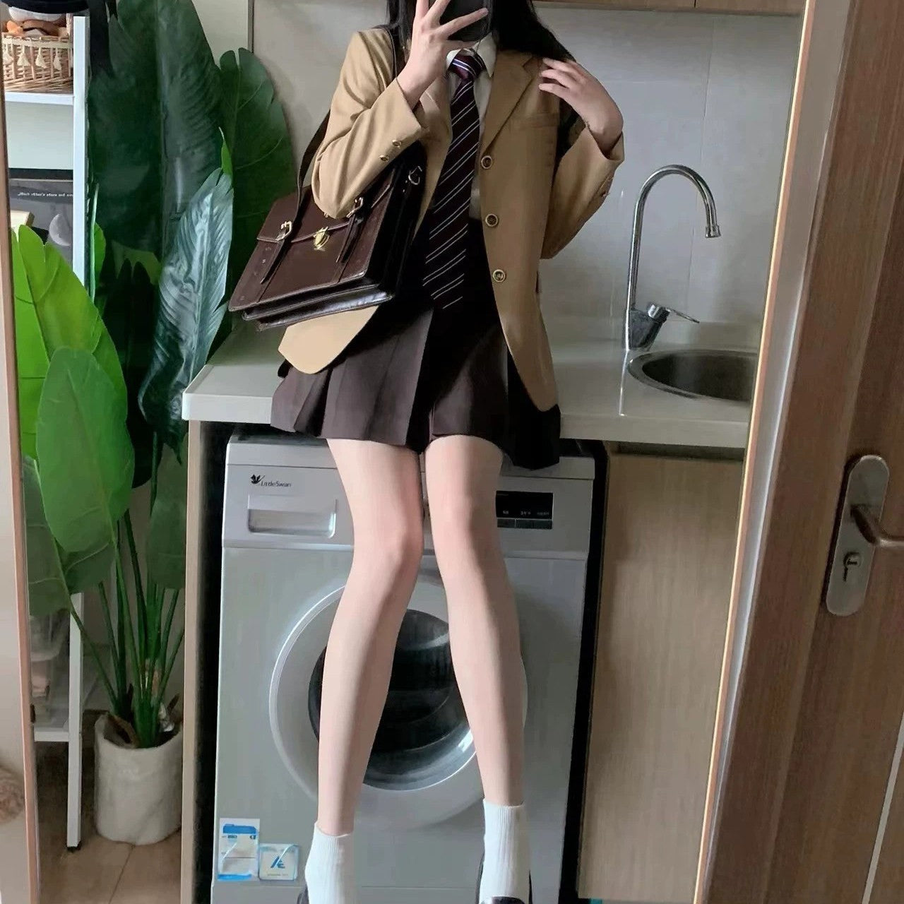 Women's & Men's University Style Book Left Middle Fashion Small Suit