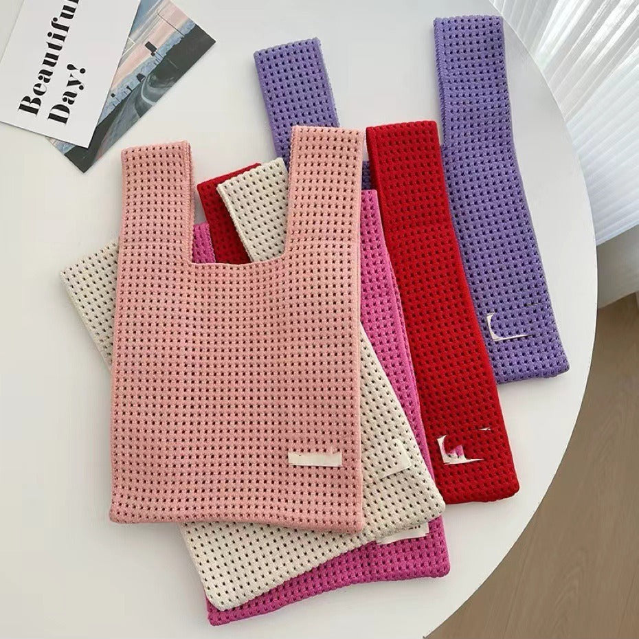Women's Solid Color Knitted Wrist Simple Carrying Tote Bags