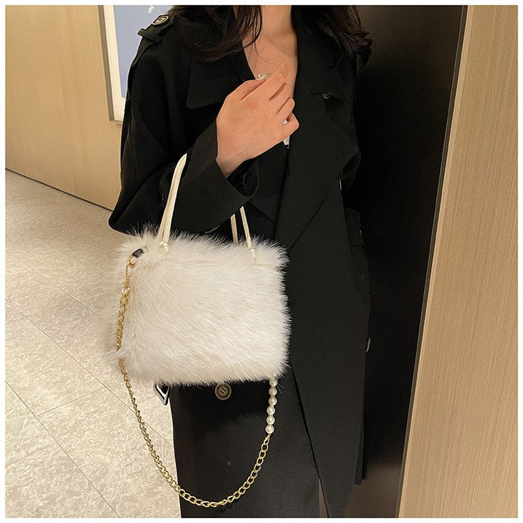 Women's Furry Fashion Pearl Plush Texture Crossbody Bags