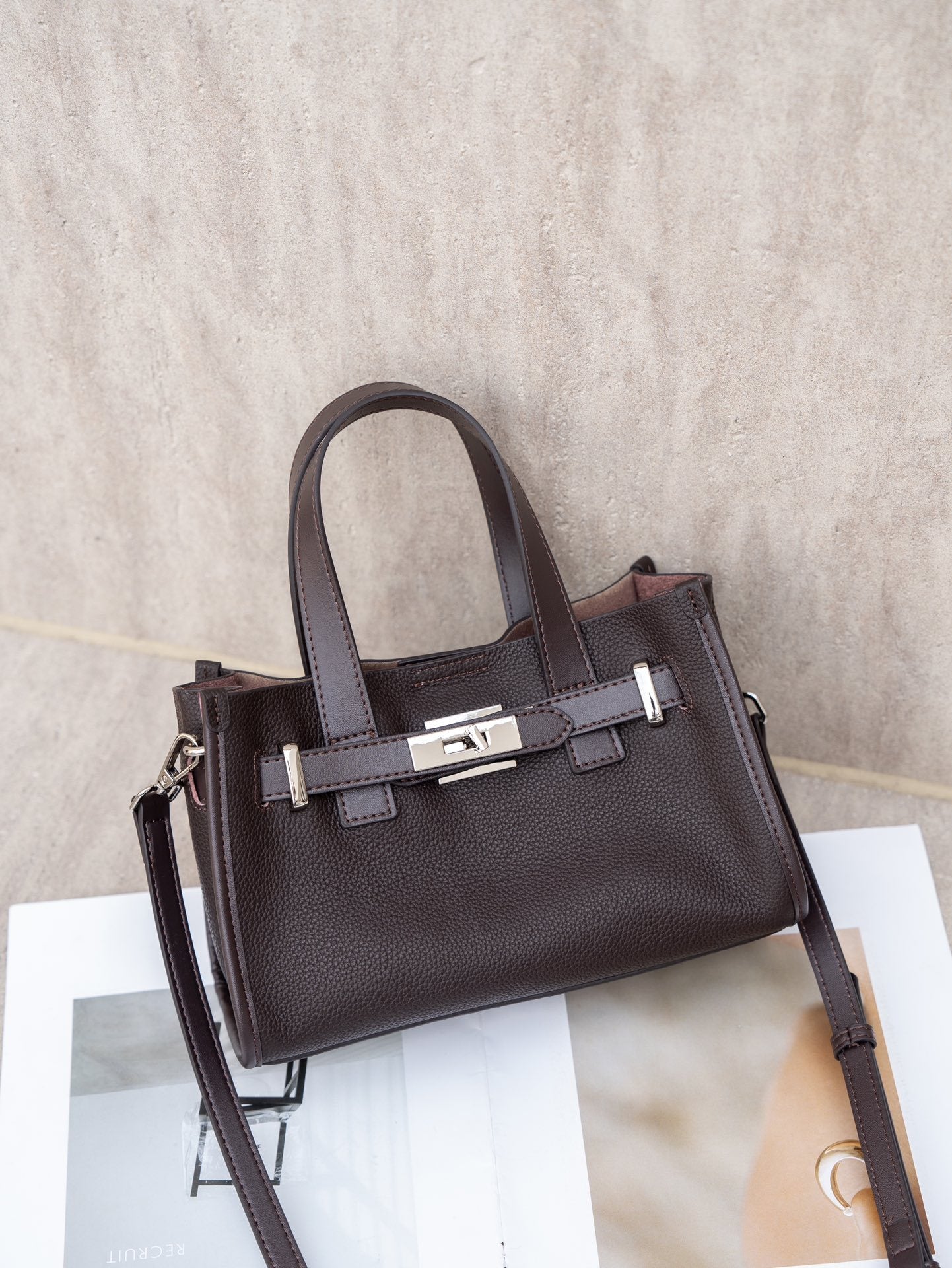 Women's High-grade Litchi Pattern First Layer Cowhide Handbags