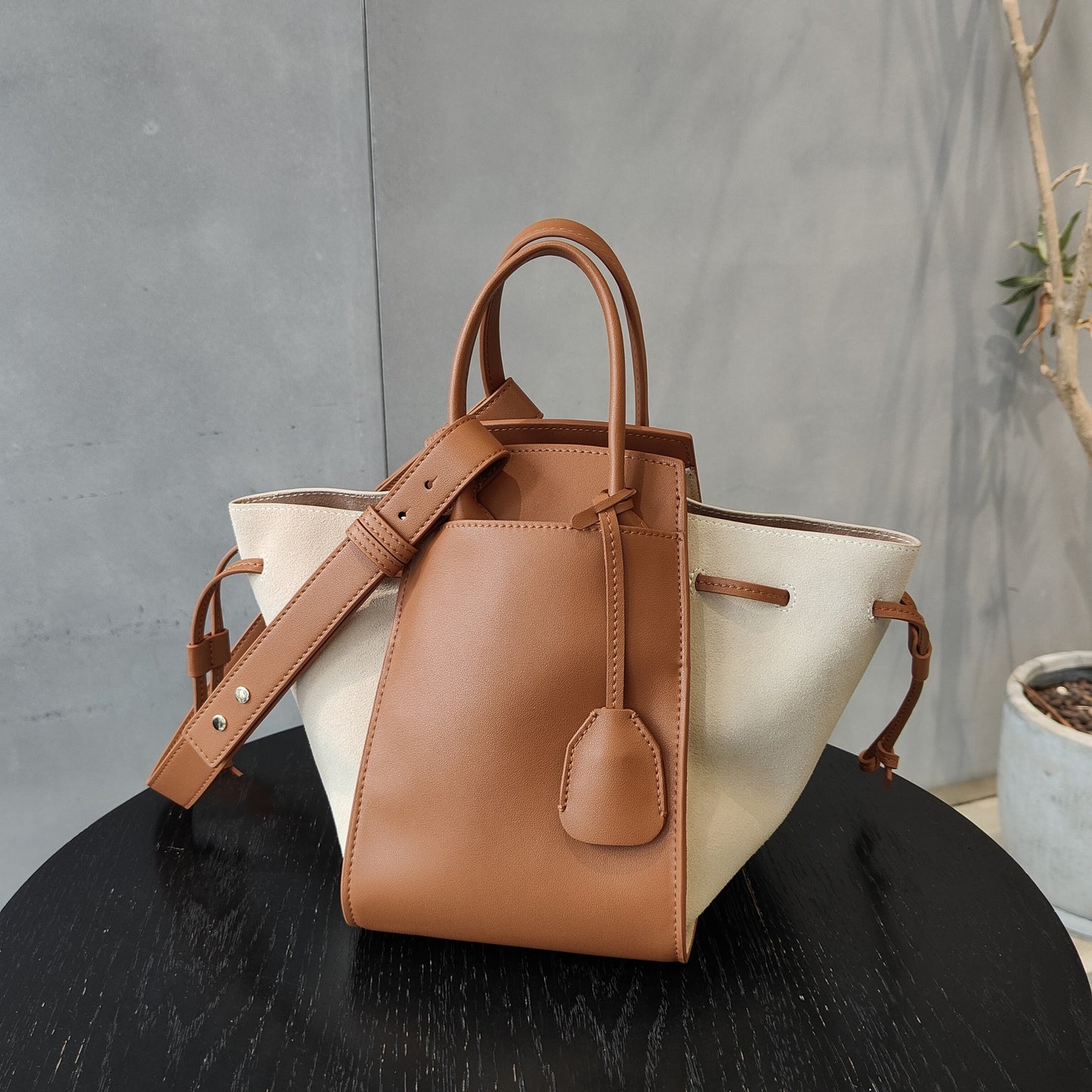 Women's Trendy Wings Layer Cowhide Soft Leather Bags