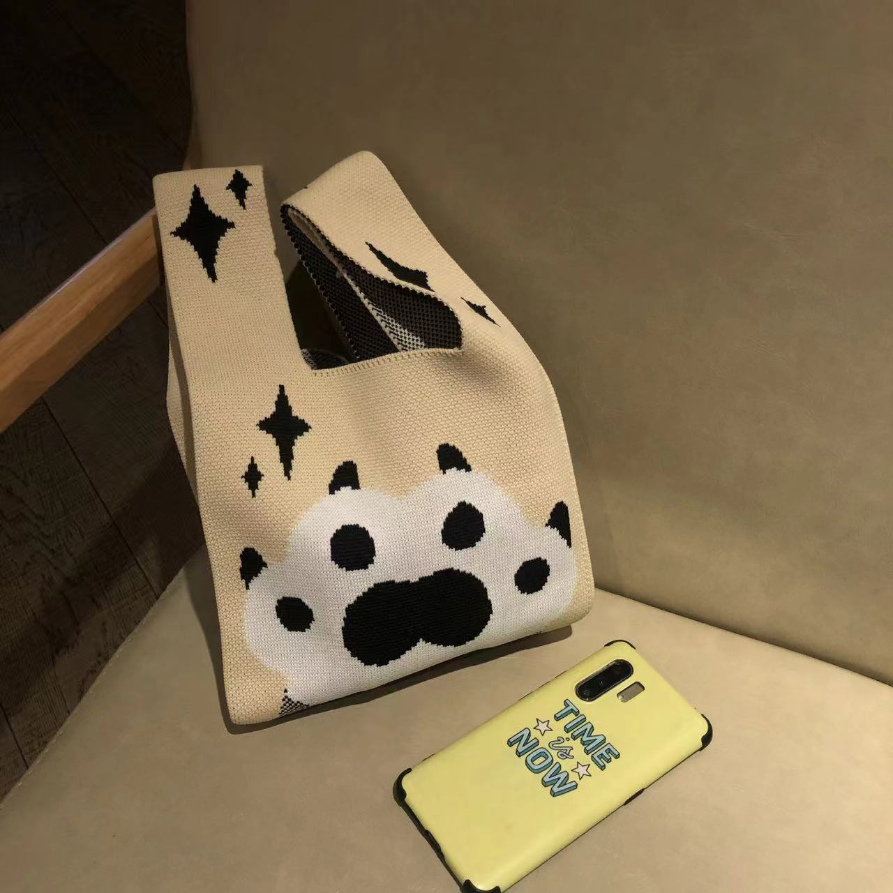 Women's Style Large Capacity Knitted Fashion Cartoon Tote Bags
