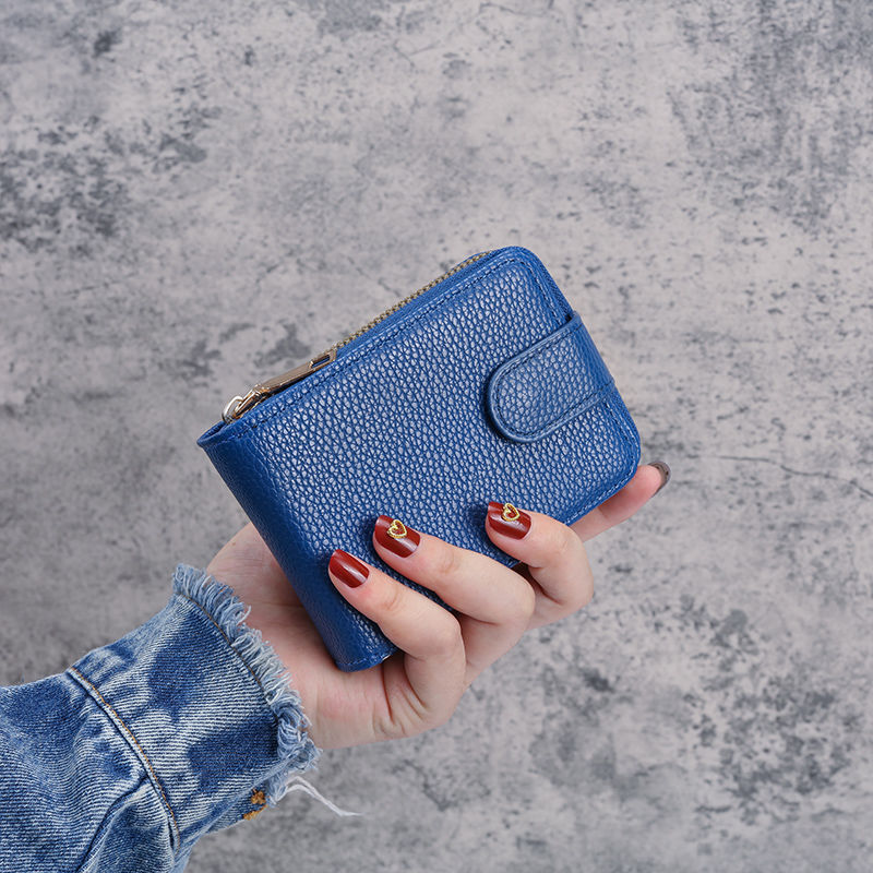 Women's & Men's & Swiping Multiple Slots Large Capacity Card Holder