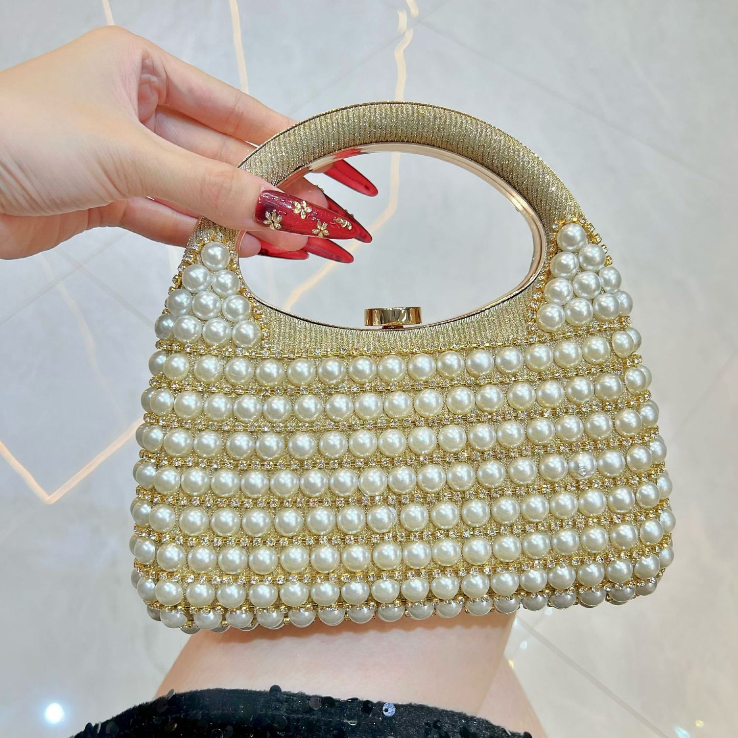 Women's Design French Delicate Pearl Clutch Versatile Handbags