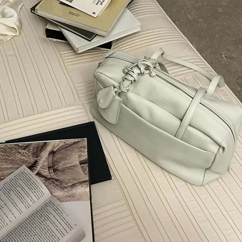 Innovative Durable Classy Large Capacity Commuter Bags