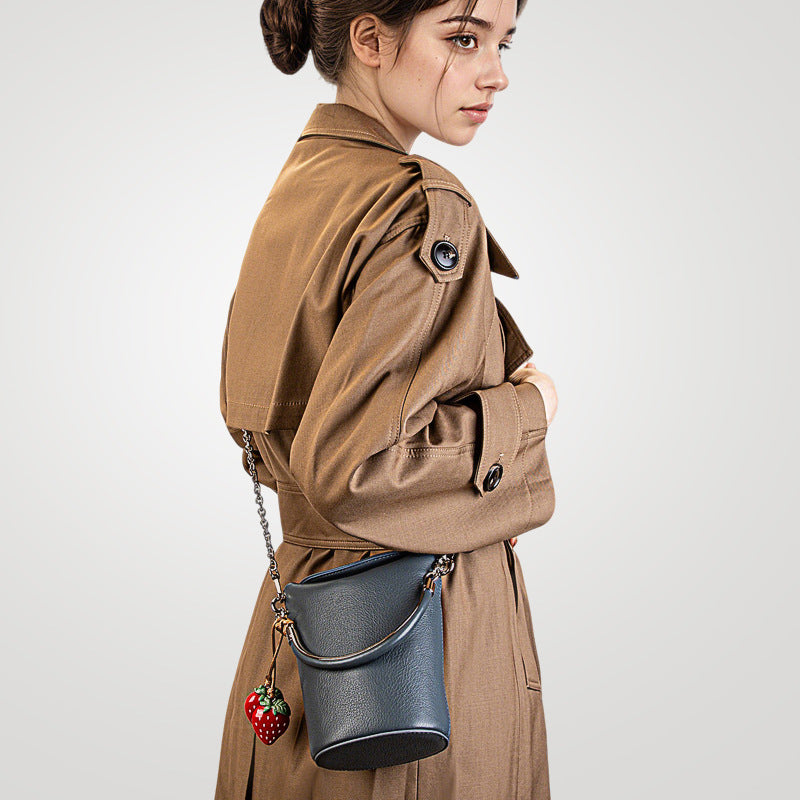 Women's Retro Mobile Winter Popular Leather Crossbody Bags