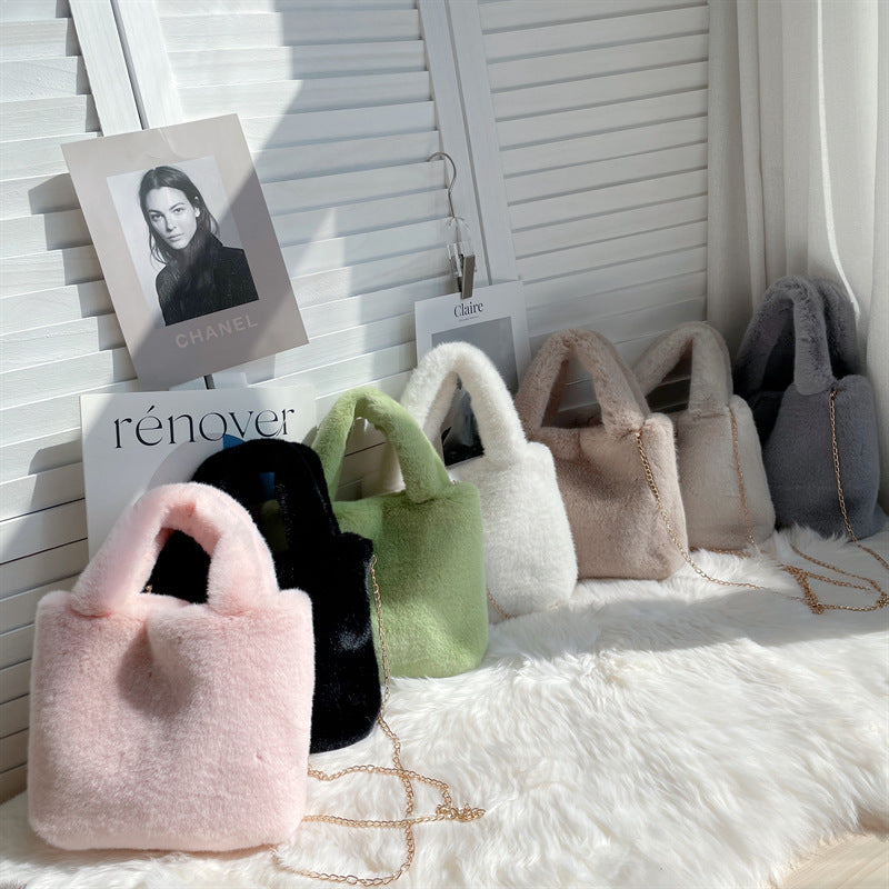 Women's Simple Plush One Fresh Korean Style Handbags