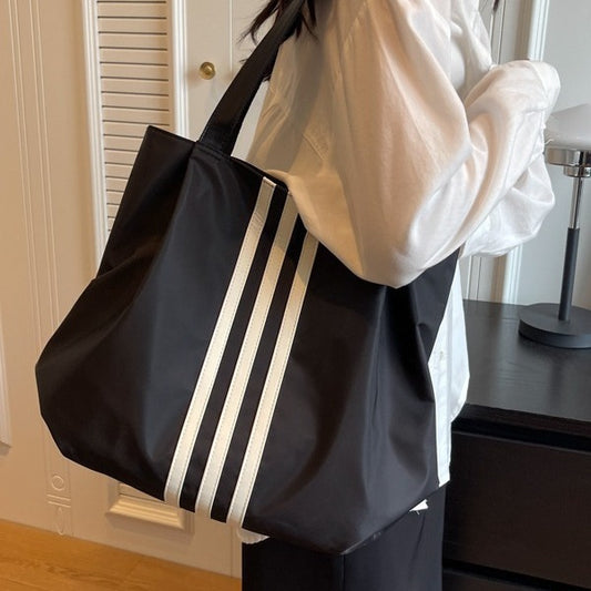 Women's Large Capacity Simple Commute Nylon Cloth Fashion Tote Bags