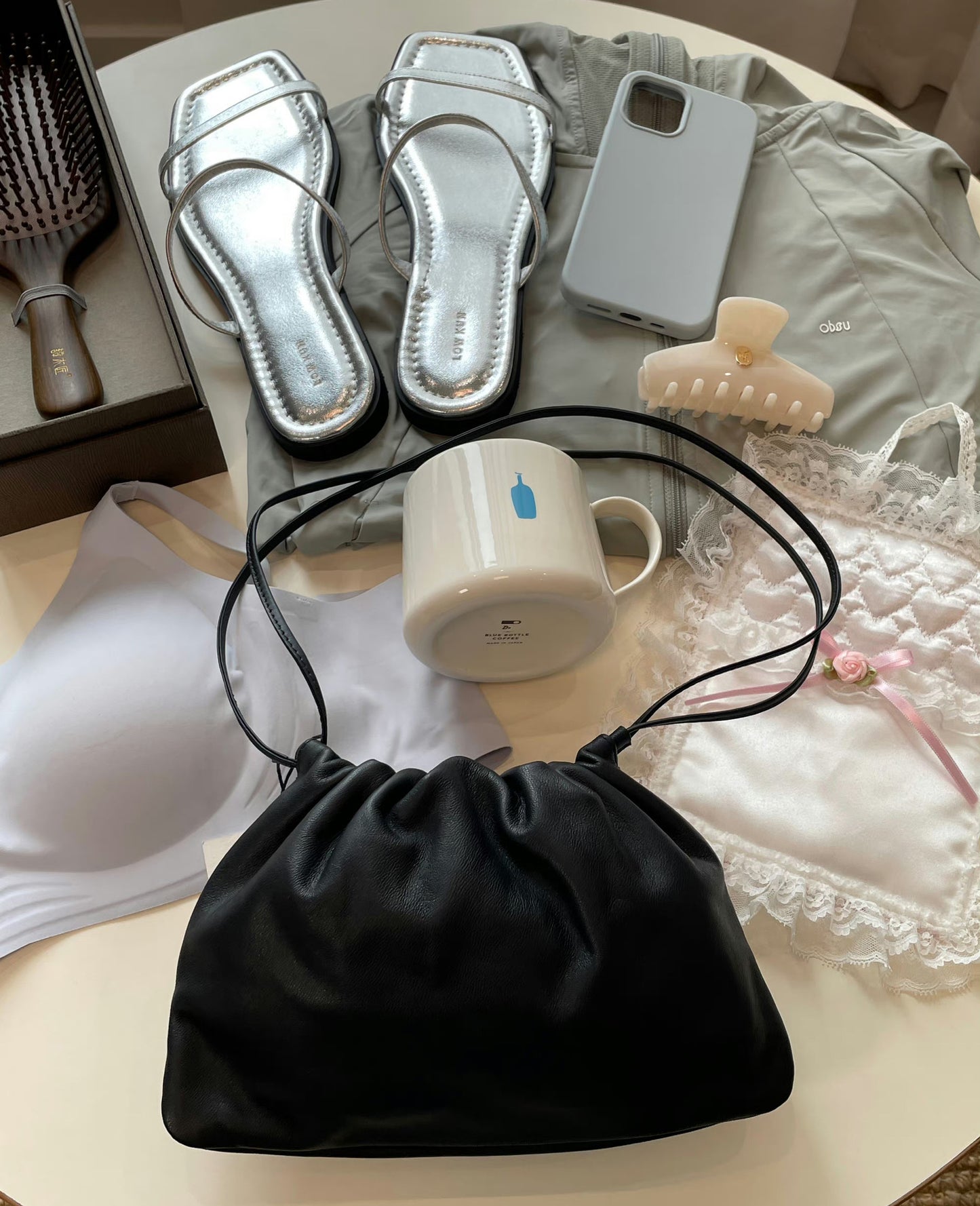 Graceful Niche Underarm Sheepskin Cloud Drawstring Crossbody Bags