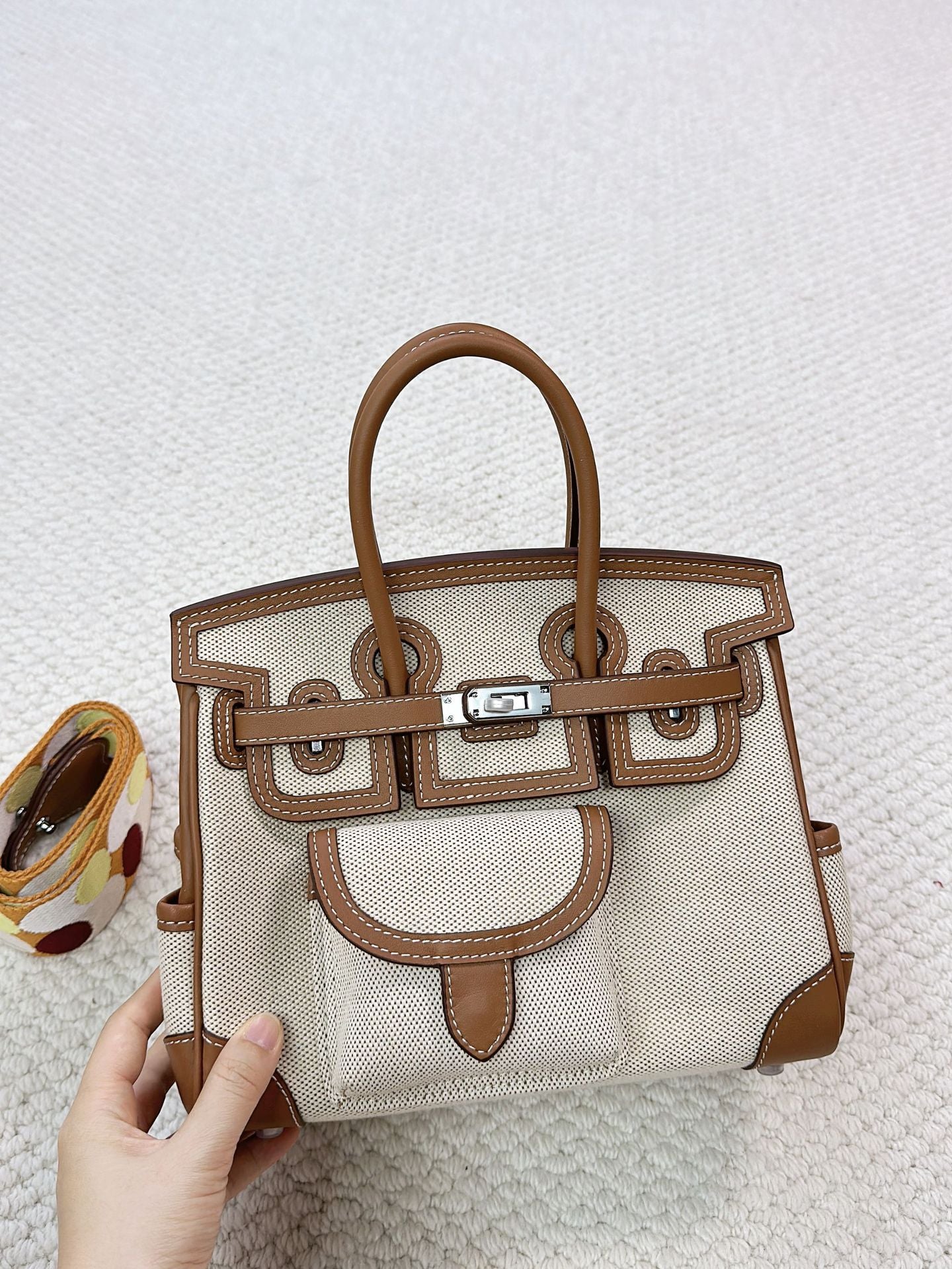 Unique Canvas With Cowhide Pocket Fashion Handbags