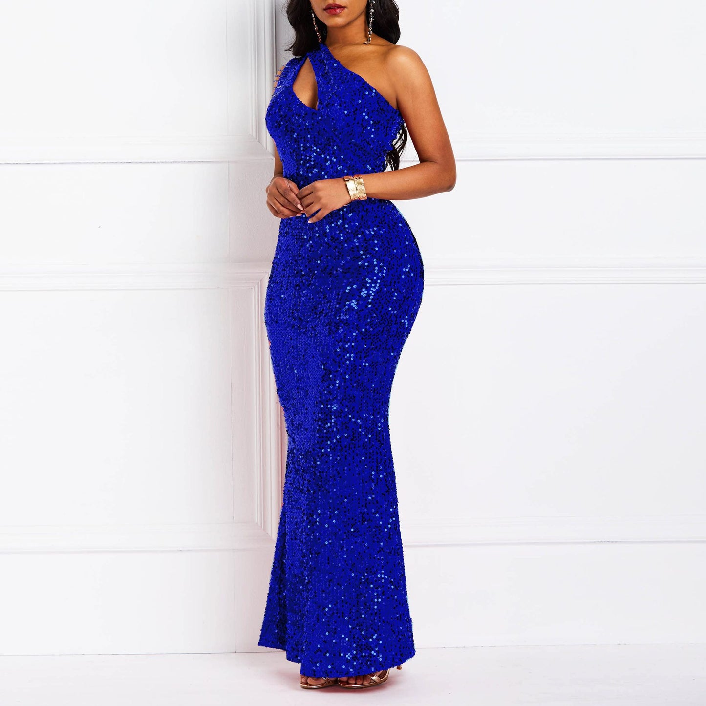 One Shoulder Solid Color Backless Fishtail Dress