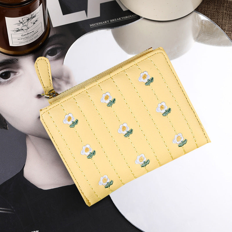 Women's Cream Style Classic Short Fashion Two Ladies Wallets