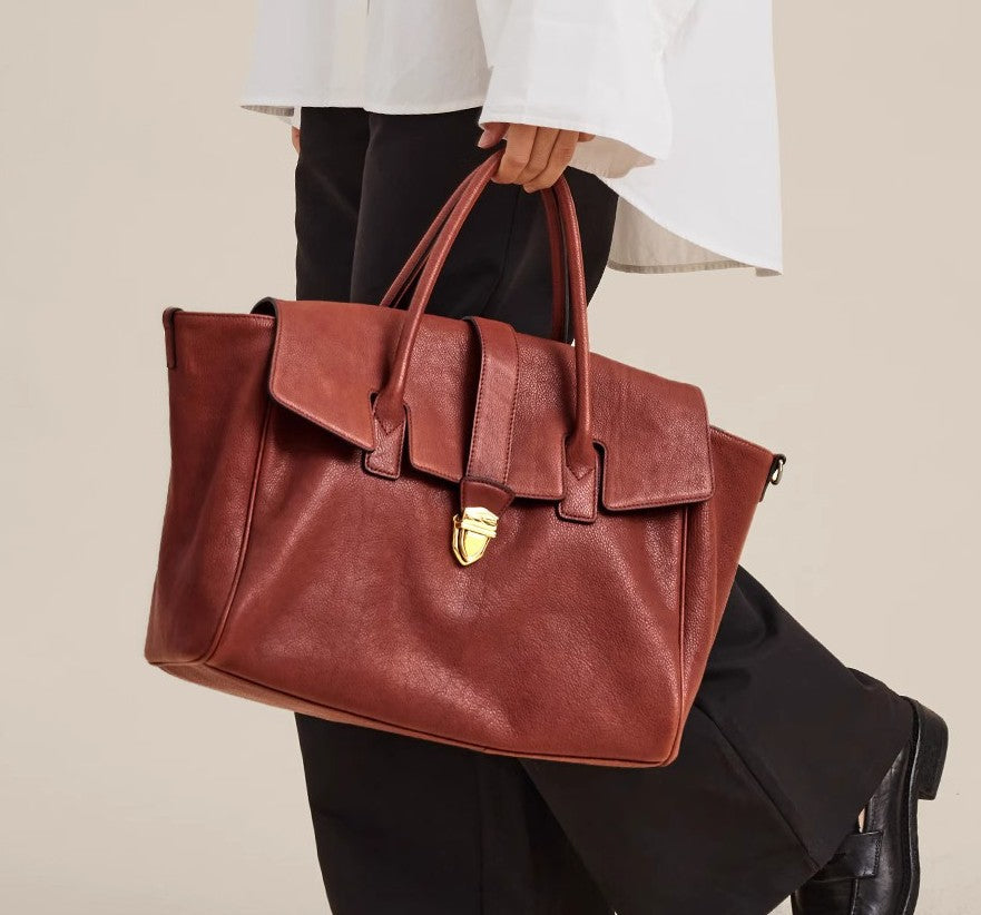 Women's Genuine Leather Retro Large Capacity Commuter First Layer Handbags