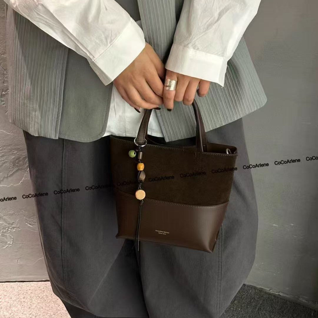 Attractive Cool Women's Fashion Best-selling Retro Handbags