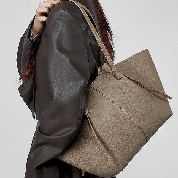 Layer Cowhide Big Large Capacity Portable Crossbody Bags