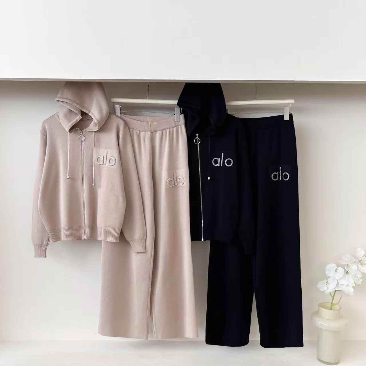 Women's Hooded Zipper Loose Knitted Two-piece Suits