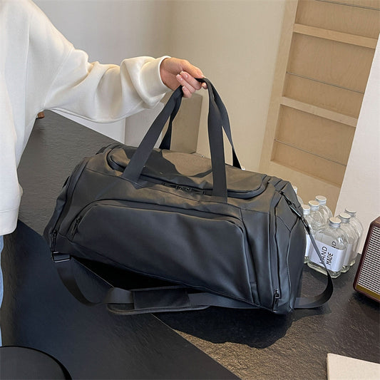 Trendy Cool Independent Shoe Warehouse Training Short Large Travel Bags