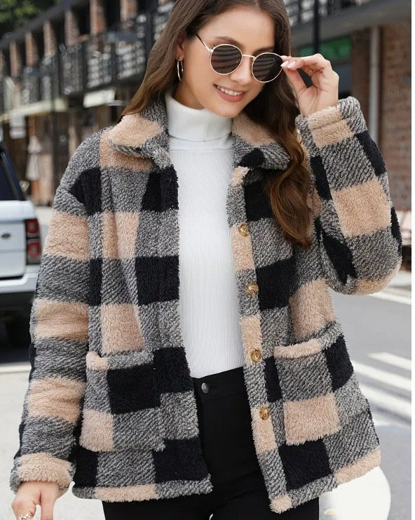 Women's Plush Patch Pocket Versatile Long Sleeve Winter Fashion Women's Sweater, Sweater