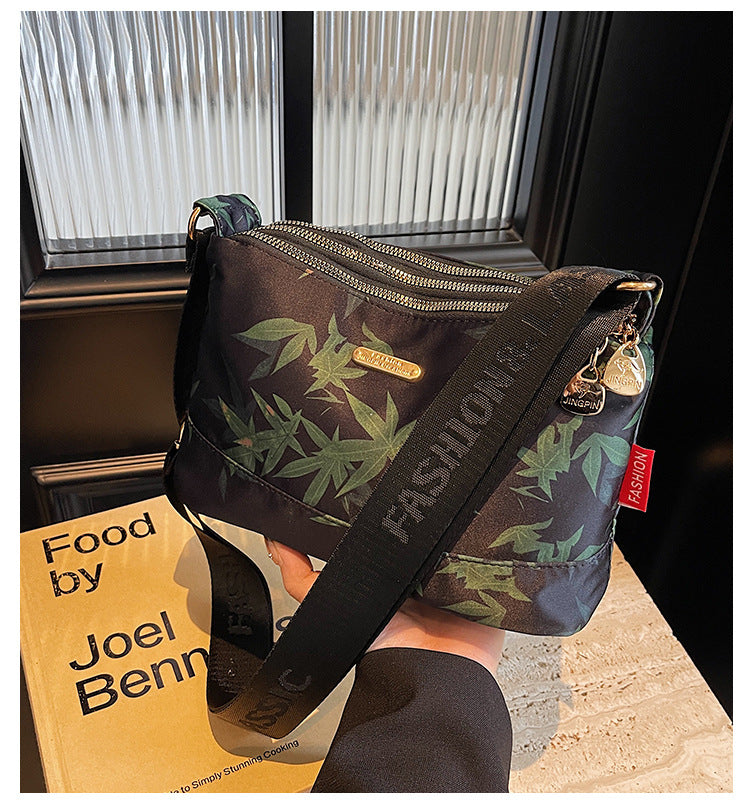 Women's Leaf Printing Large Capacity Versatile Western Crossbody Bags
