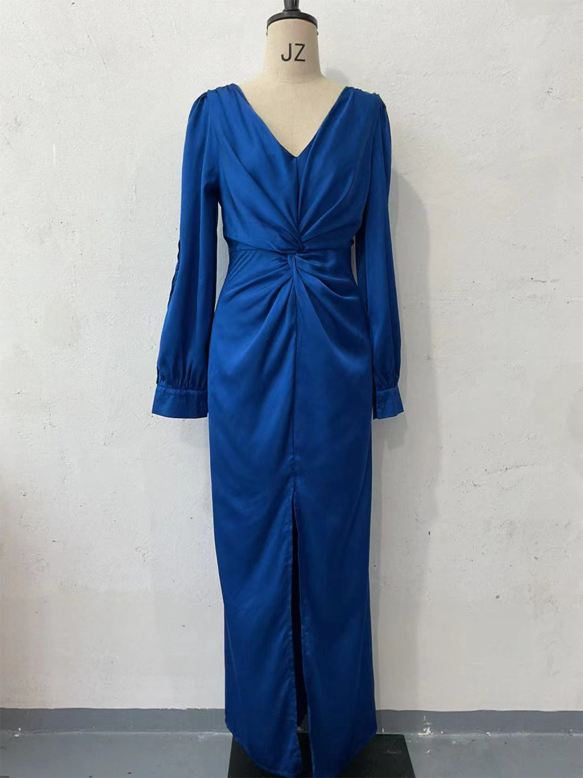 Long Sleeve Slim Fit Slit Temperament Dresses