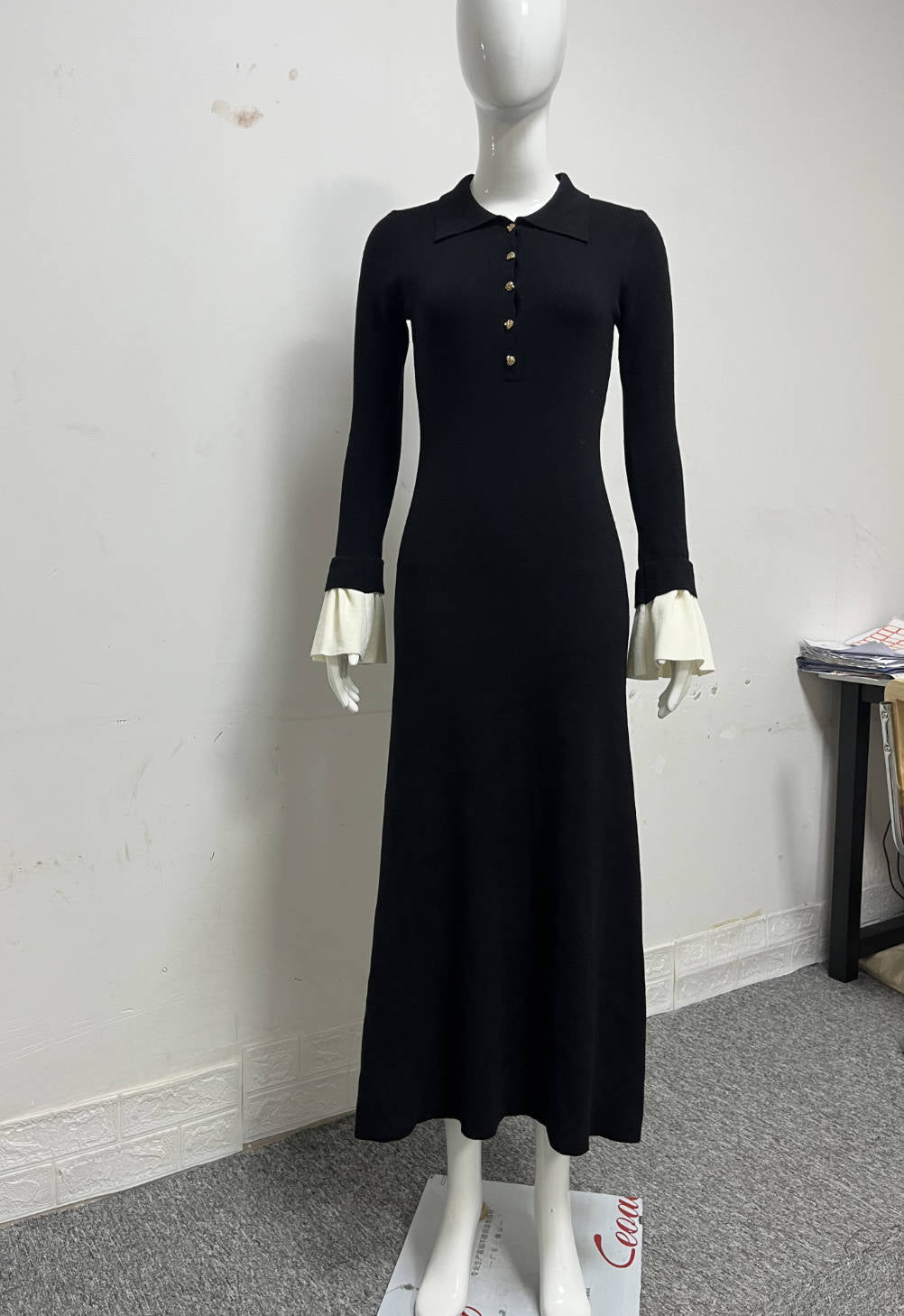 Women's Yarn Slimming Patchwork Long-sleeved Knitted Long Dresses