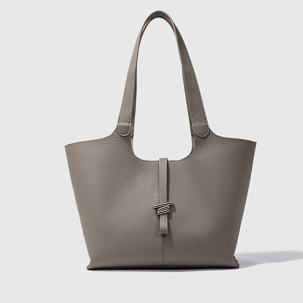 Cowhide High-grade Large Capacity Design Commuter Tote Bags