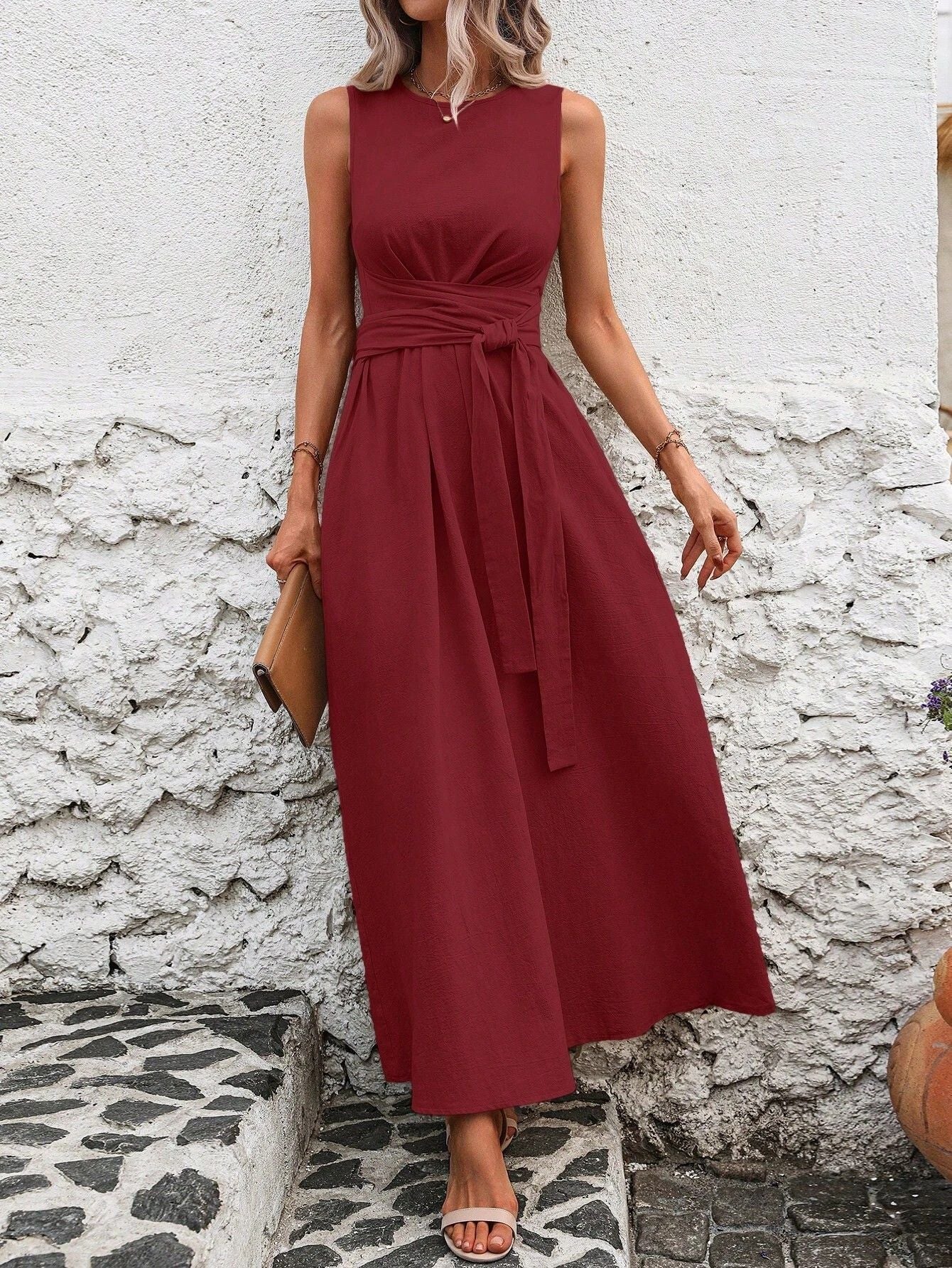 Women's Solid Color Round Neck Waistline Sleeveless Comfort Casual Vacation Dress