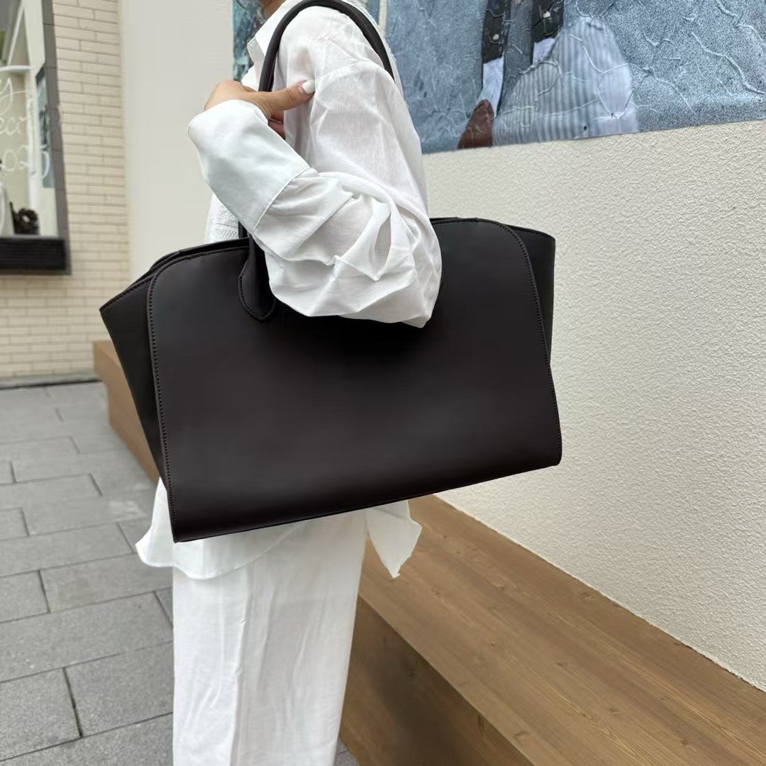 Trendy Neutral Black Wings Commuter Leisure Bags