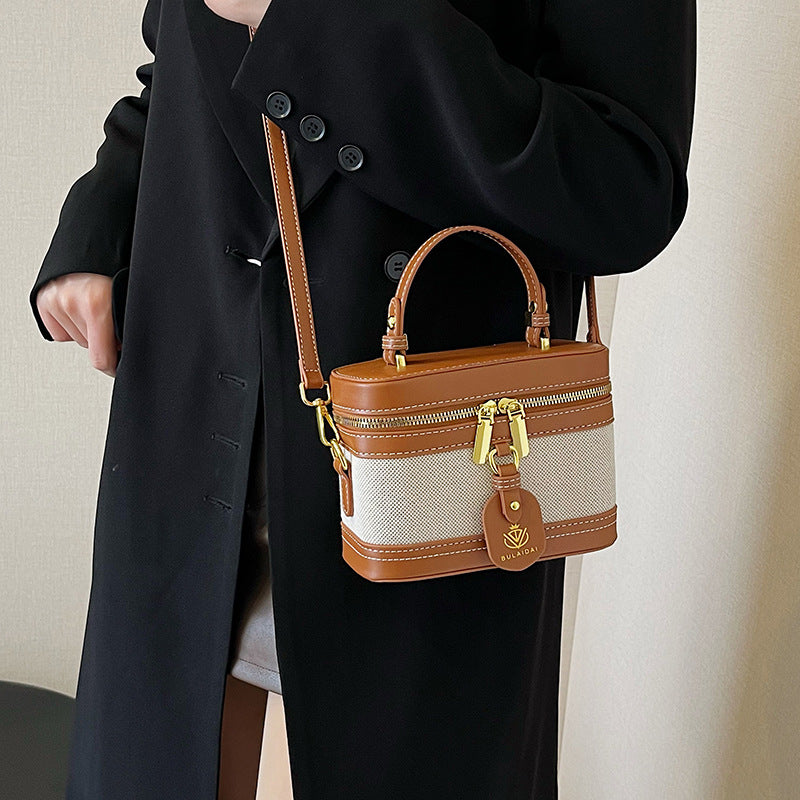 Women's Classic Style Portable Box Pouch Retro Color Handbags