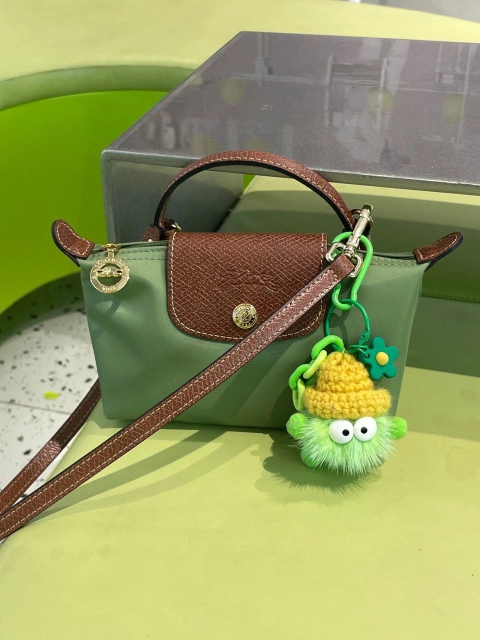 Women's French Short Clutch Dragon Mini Ebony Crossbody Bags