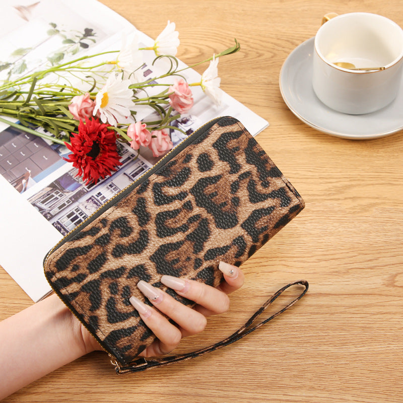 Women's Leopard Print Vintage Long Wrist Fashion Bags