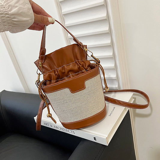 Women's Fashion Retro Leisure Commute Minority Simple Shoulder Bags