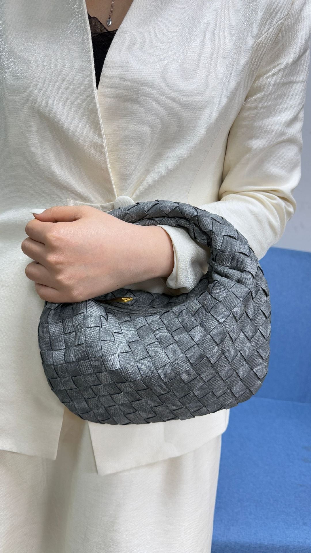Elegant Dumpling Pleated Knotted Hand-woven Croissant Bags