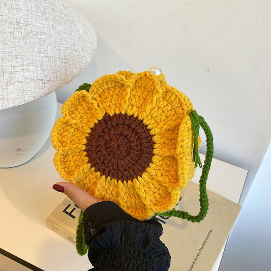 Women's Wool Crocheted Fresh Sweet Contrast Color Mobile Bags