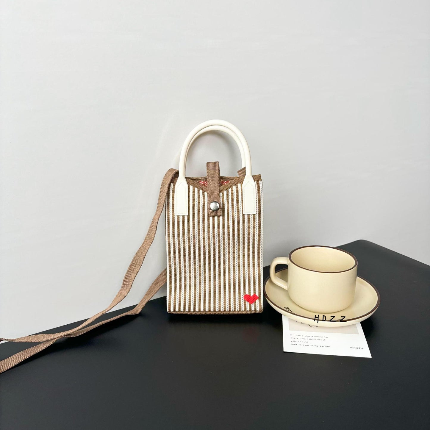 Dopamine High Sense Minority Knitted Korean Phone Bags