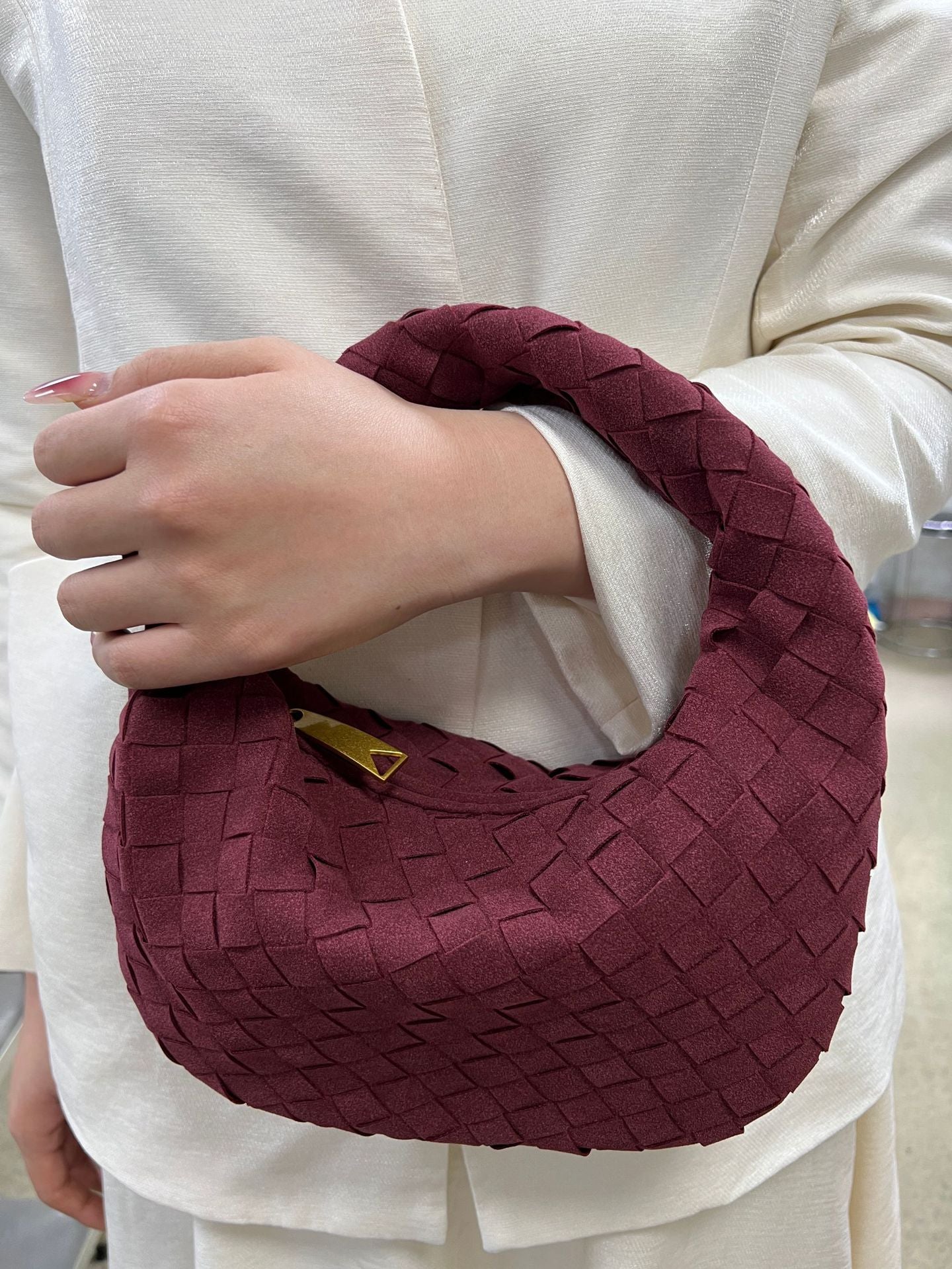 Elegant Classic Frosted Hand-woven Underarm Croissant Handbags