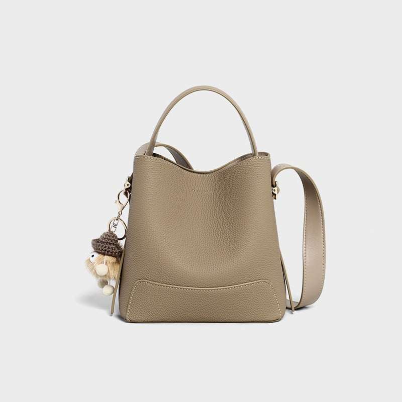 Cool Graceful Women's Large Capacity Versatile Handbags