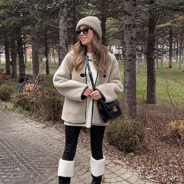 Women's Innovative Single-breasted Round Neck Fur Jackets