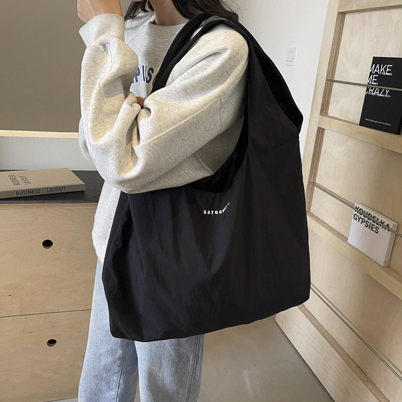 Style Fashion Large Capacity Retro Western Shoulder Bags