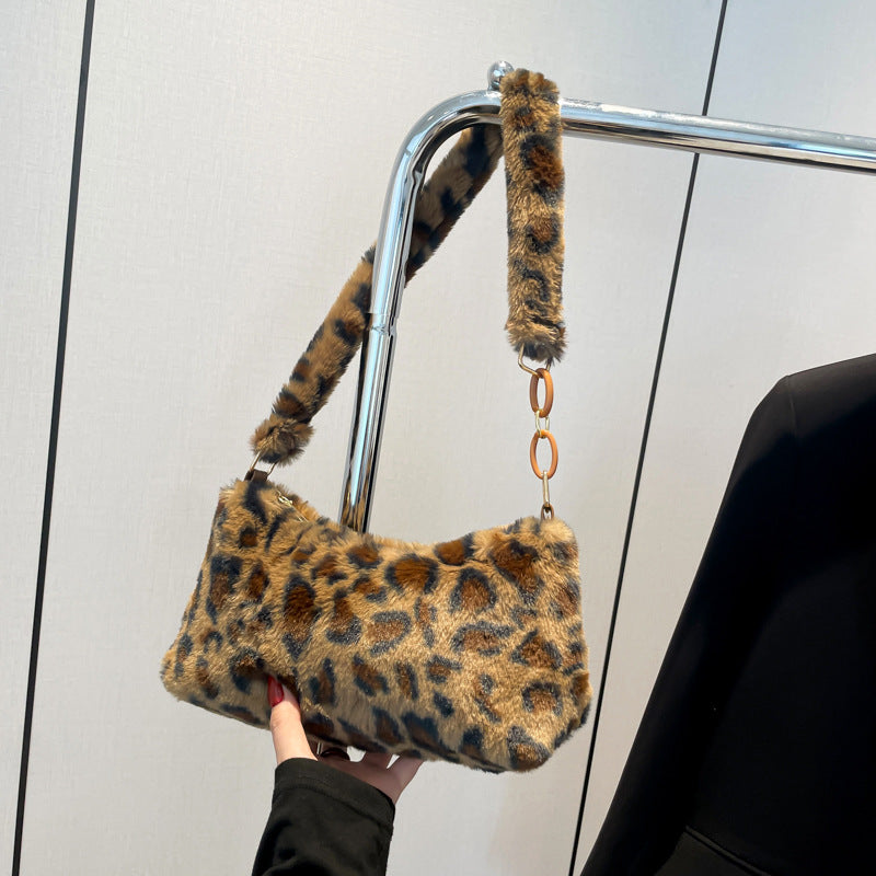 Polka Dot Plush Underarm Female Chain Armpit Bags