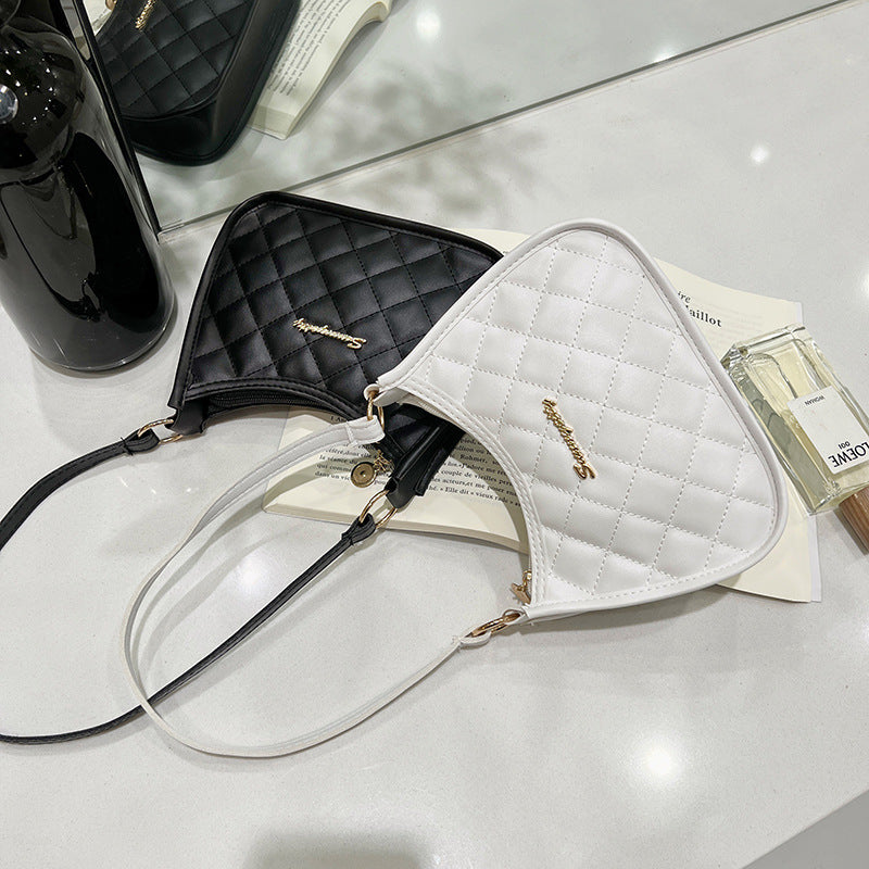 Women's Embroidered Underarm Fashion Classic Style Diamond Bags