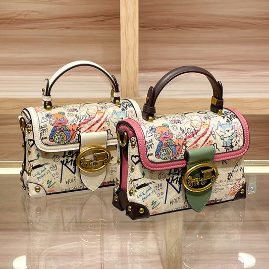 Durable Women's Victory Bear Fashion Portable Crossbody Bags