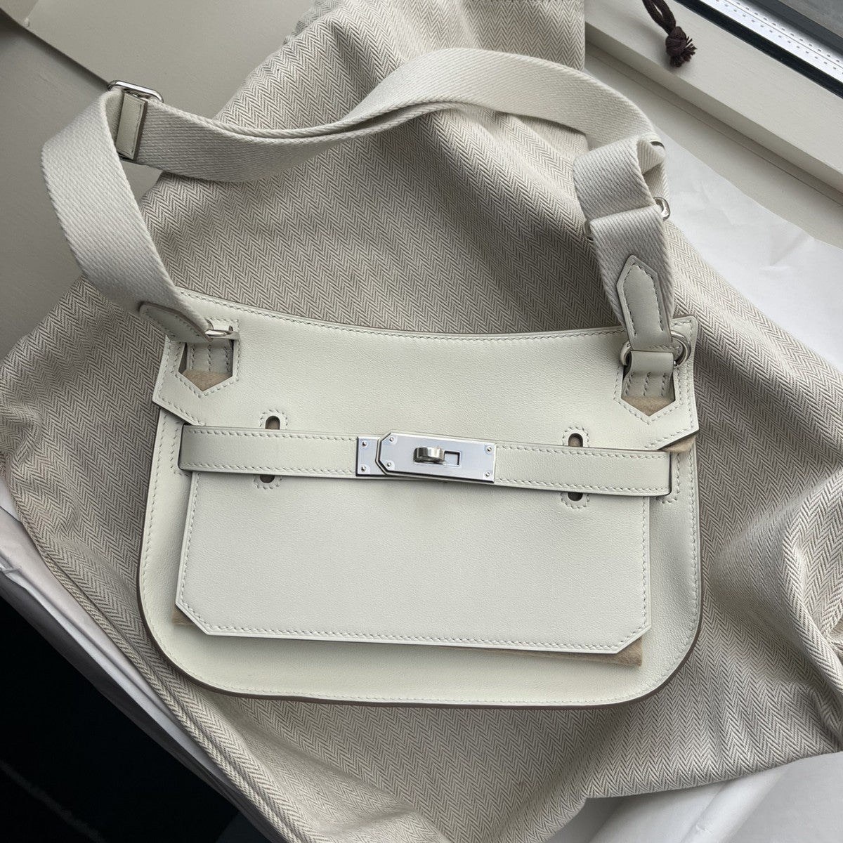 Women's Calfskin Gypsy Saddle Genuine Leather Mini Small Square Bags