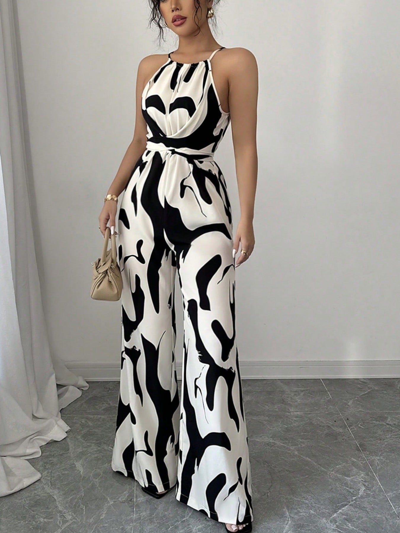 Women's Retro Easy Matching Slimming Loose Printed Halter One-piece Women's Jumpsuit/clothing