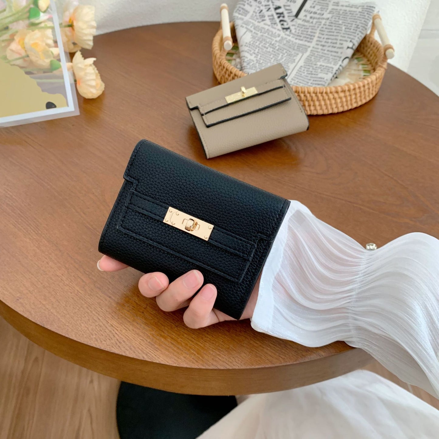 Women's New High-grade Short Folding Clutch Ladies Wallets